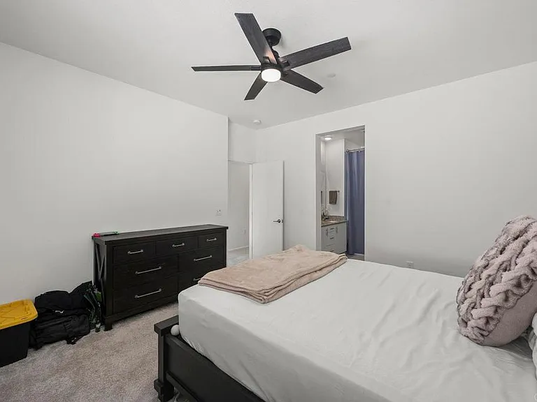 5480 Seacliff Pl #44 — Photo 3