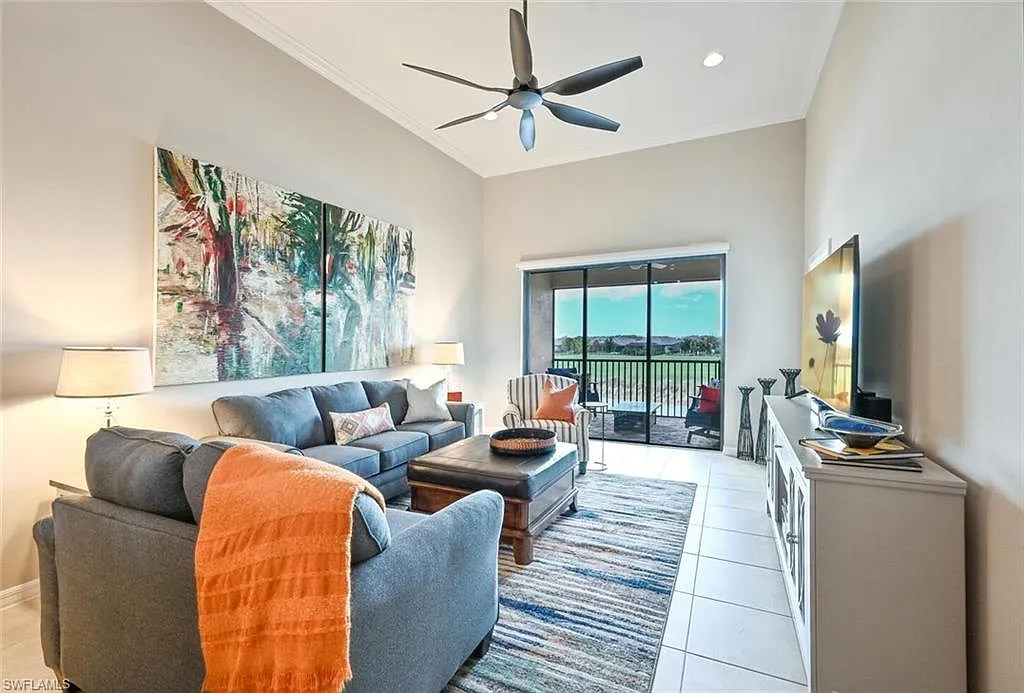 2 bed, 2.0 bath, 1625 sqft, $7,500 — Photo 4