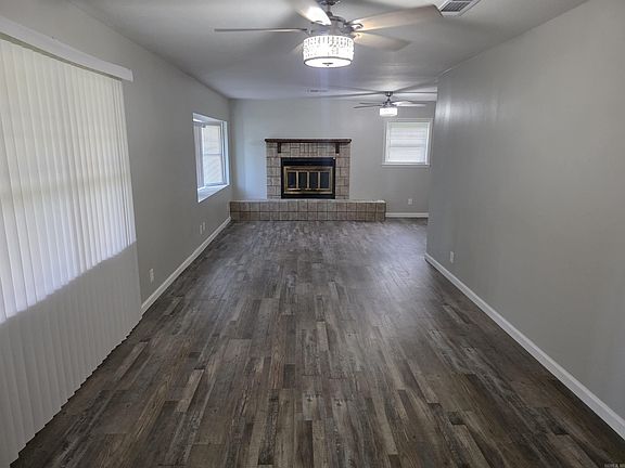 3rd image of 2204 Sheraton Park Dr