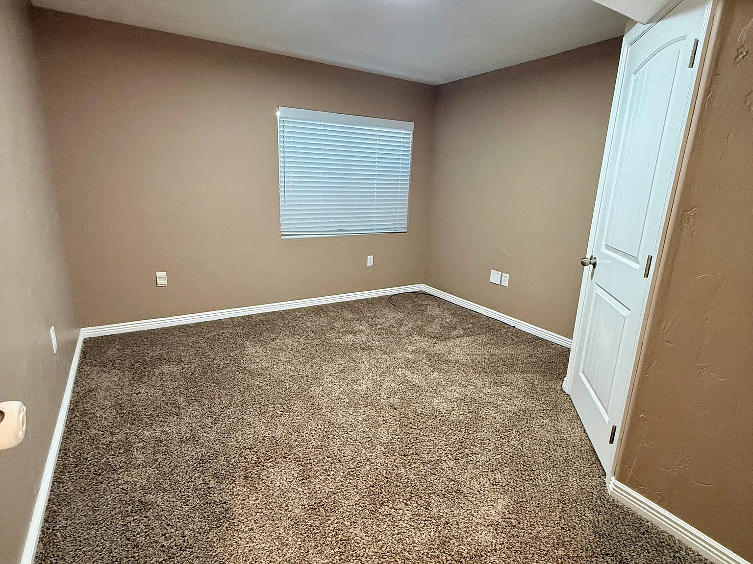 2 bed, 740 sqft, $1,780 — Photo 3