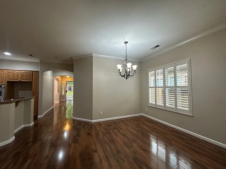 416 Farinelli Pkwy — Photo 9