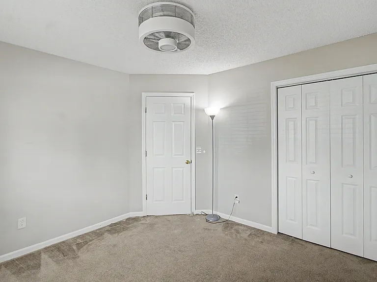1110 Cornett Ct — Photo 17