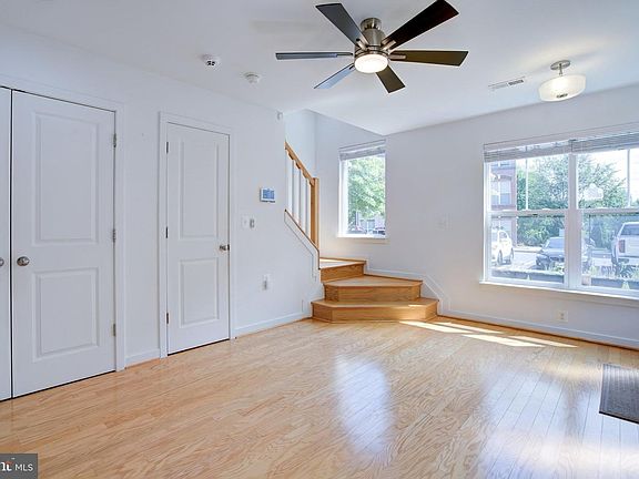 5th image of 1441 Trafalgar Ln