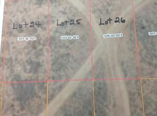 293 E Ahonen Rd, Paulden, AZ 86334