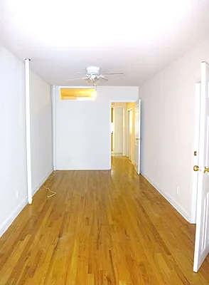 Rented by Paley Management | media 20