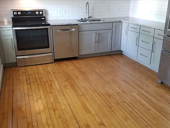 Lower Kitchen