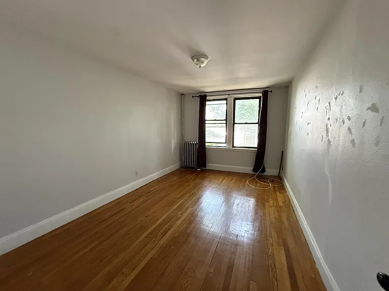 331 Harvard St #1 — Photo 1