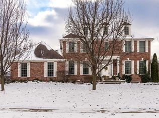 543 Ponds Pointe Dr, Carmel, IN 46032
