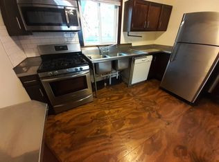 828 Burr Oak Ct, Kalamazoo, MI 49001