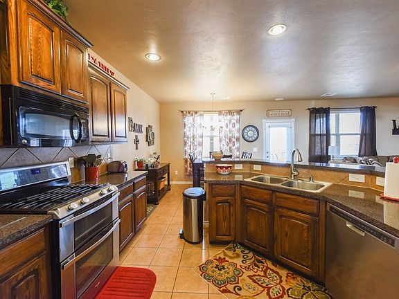 5th image of 8708 Stacy Lynn Ln
