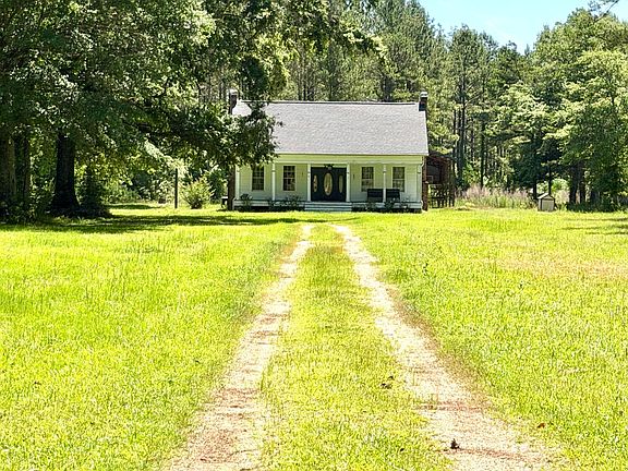 3rd image of 118 Albritton Ln
