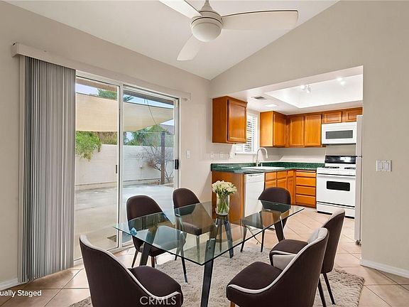 5th image of 1093 Merced Way
