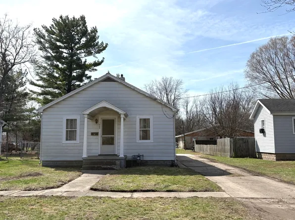 1009 Bernstein St, Streator, IL 61364