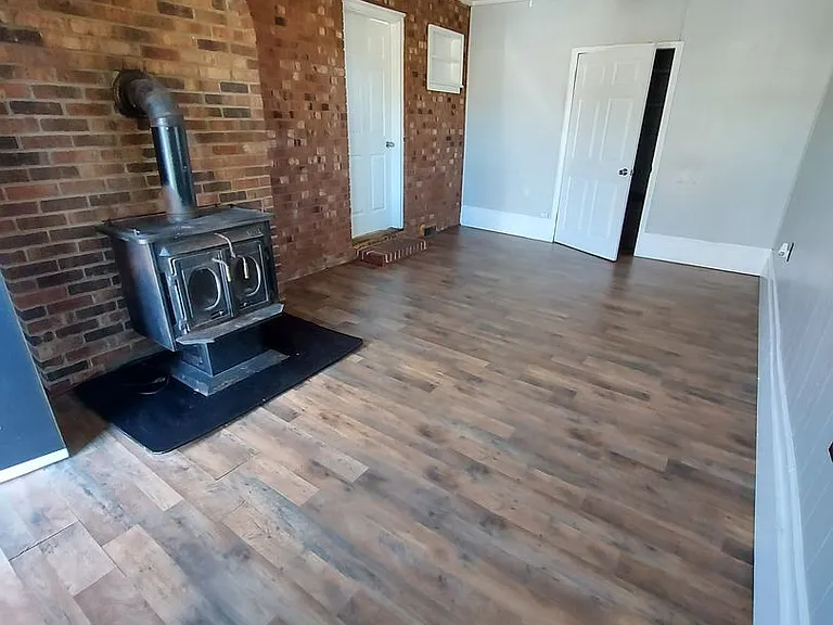 201 Shumaker Dr — Photo 7