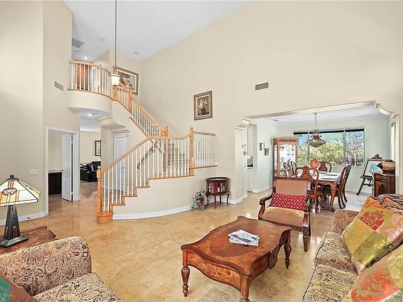 4th image of 4688 Torrey Pines Dr