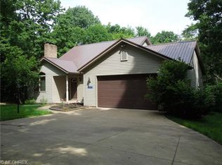 8420 Eberhart Rd NE, Dover, OH 44622