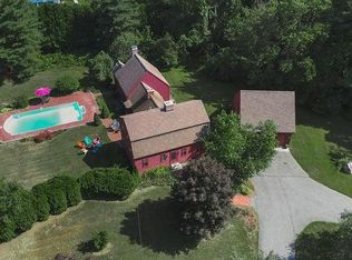 45 W Main St, Upton, MA 01568