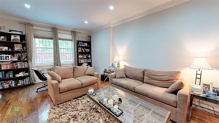 Sold by Ideal Properties Realty, LLC | media 18