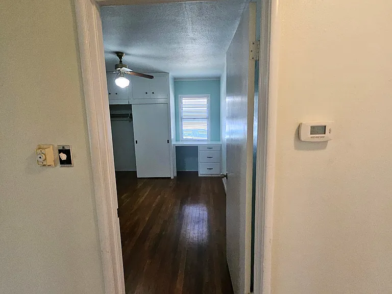 422 3rd St — Photo 31