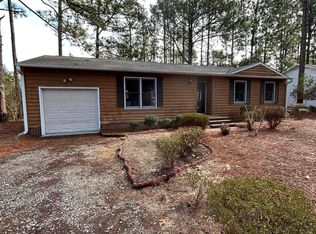 1505 Longleaf Dr E, Pinehurst, NC 28374
