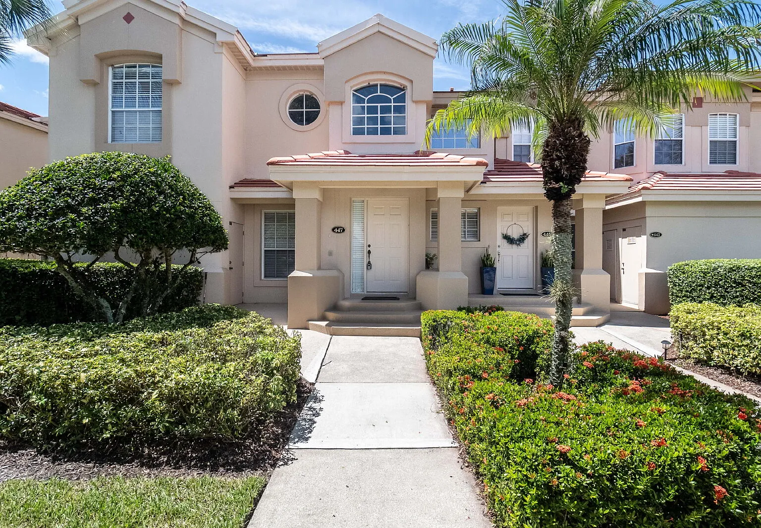 3 bed, 2.0 bath, 1349 sqft, $2,200 — Photo 1