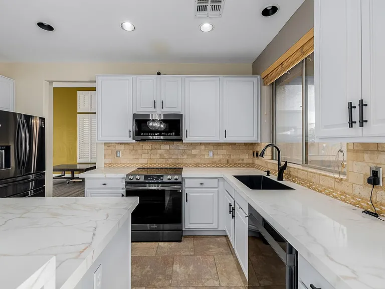 7740 E Phantom Way — Photo 9