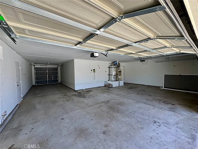 12789 Yorkshire Dr — Photo 28