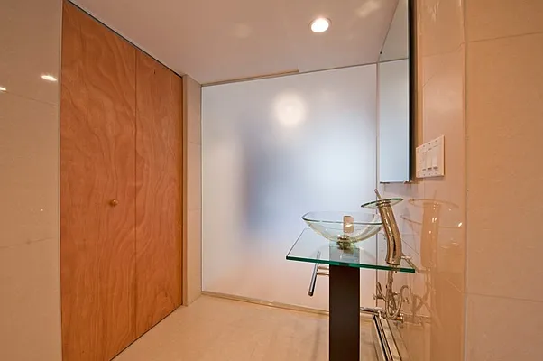 Rented by Nest Seekers International | media 28