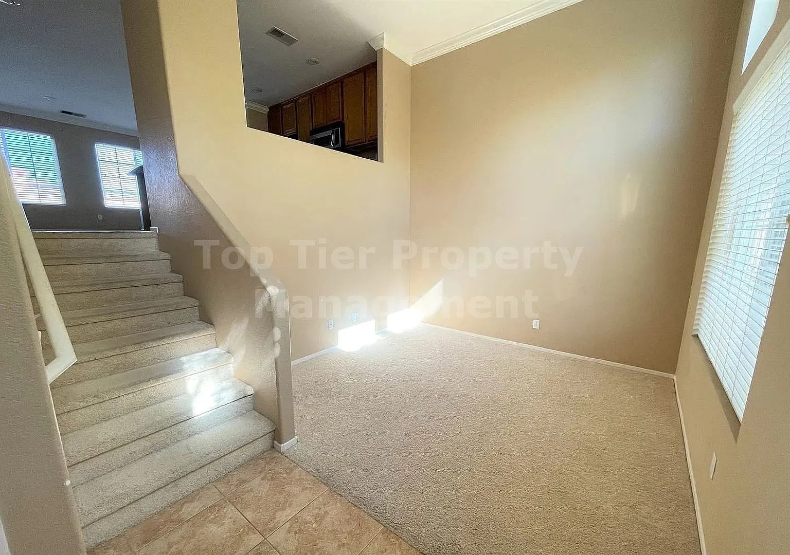 Gorgeous 2 bed / 2.5 bath / 1,202 sqft Townhome in Carmel Valley - Available 11/05 — Photo 2