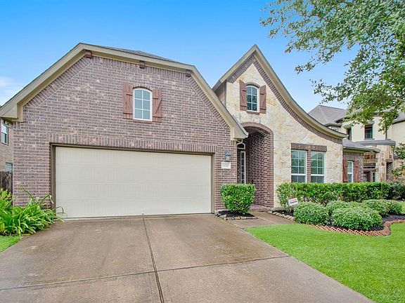 3rd image of 3210 Orchard Mill Ln