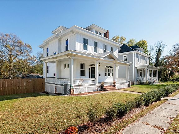 4th image of 2413 Barton Ave