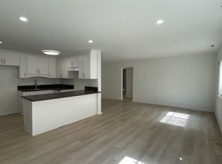 545 S Manhattan Pl APT 3, Los Angeles, CA 90020