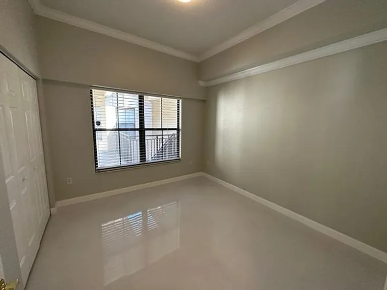 917 Waterside Ln #203 — Photo 29