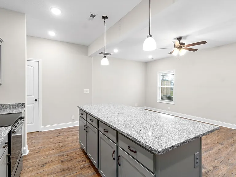 352 Fallow Cir — Photo 11