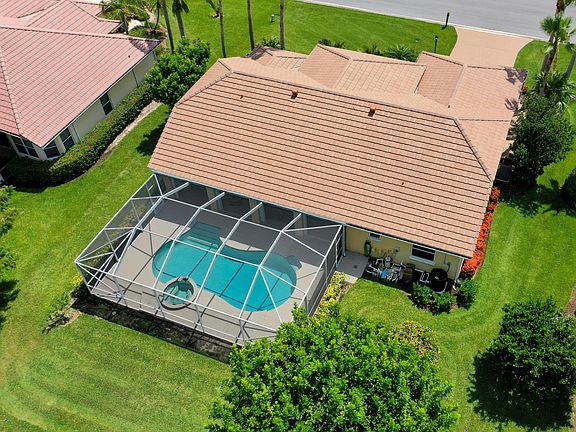 2nd image of 1506 SW Mockingbird Cir