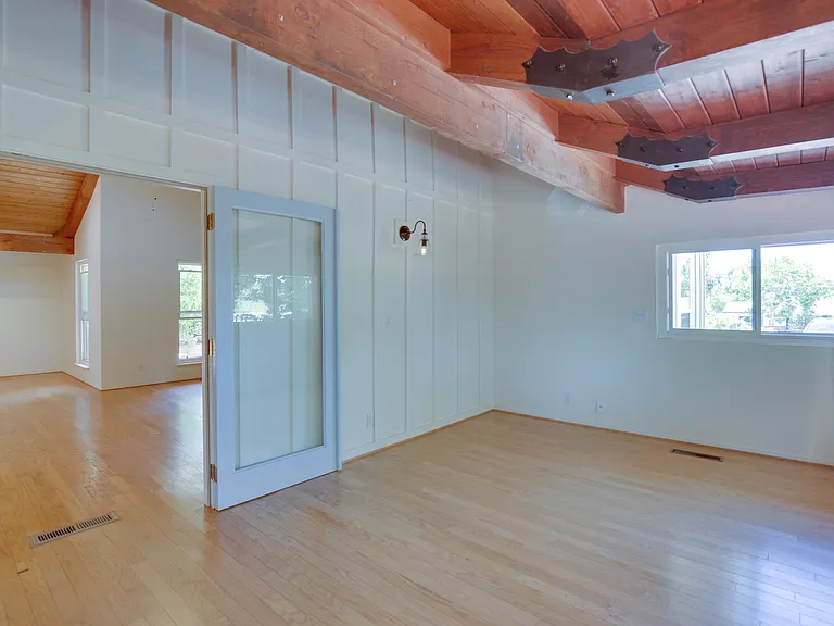 2495 Lucca Ave — Photo 5