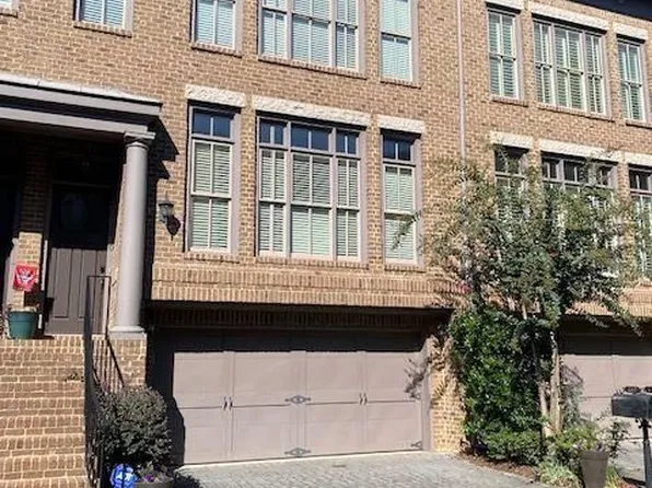 810 Highland Green Way NE, Atlanta, GA 30306
