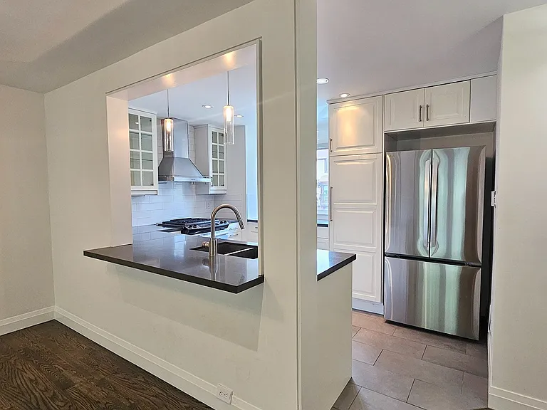 1080 Walden Cir #54 — Photo 3