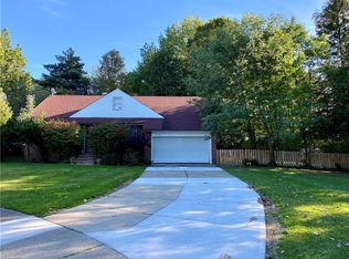 19730 Upper Terrace Dr, Euclid, OH 44117
