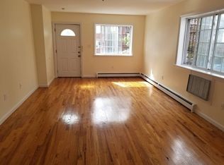 847 E 226th St #2, Bronx, NY 10466