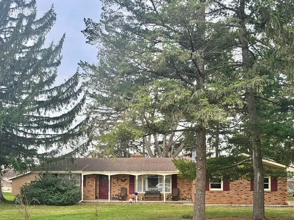 2902 Lincoln Ave, Saint Joseph, MI 49085