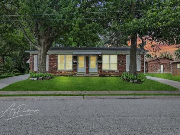 10848 Kingbee Pl, Saint Ann, MO 63074