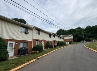 497 Scott Rd APT 11, Waterbury, CT 06705