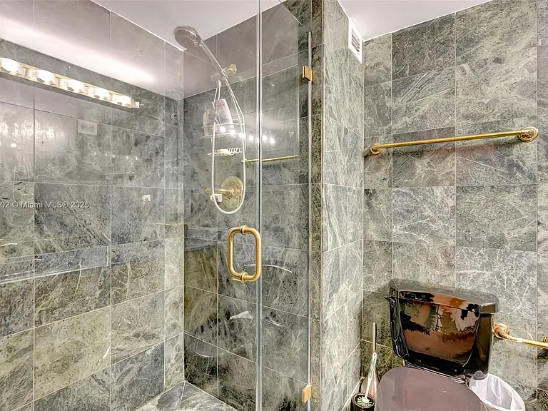 2301 Collins Ave #1206 — Photo 14