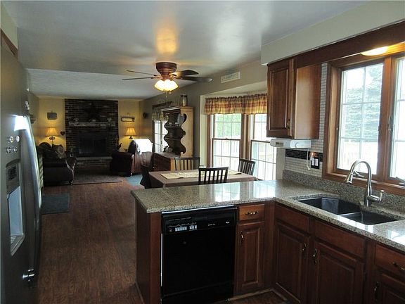 5th image of 31 Parnell Dr