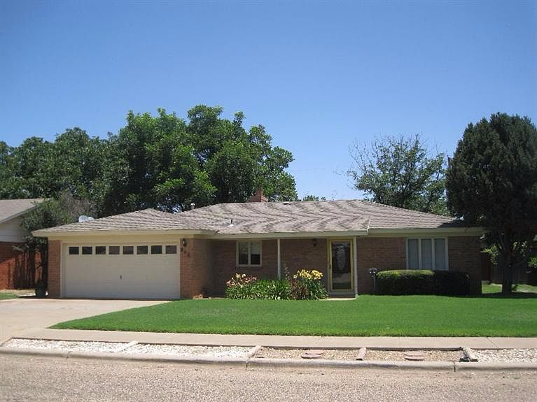 1st image of 806 Mimosa Ave