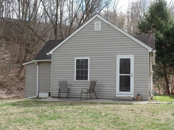 261 Summit St, Newark, OH 43055