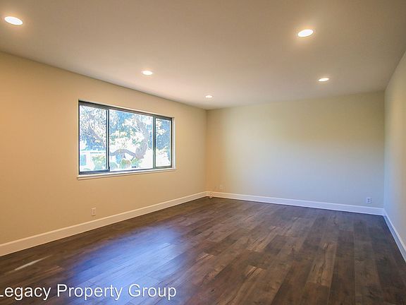 5th image of 2066 Lockwood Dr