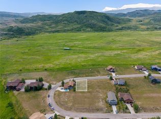 124 Oak Ridge Cir, Oak Creek, CO 80467