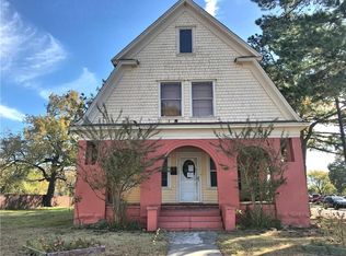 627 N Bdwy, Shawnee, OK 74801